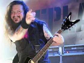 Serj Tankian and Jonathan Davis remember Dimebag